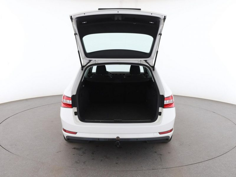 Škoda Superb Plug-in Hybrid Ambition automat navi grzane fotele climatronic PDC tem III (2015-2023)
