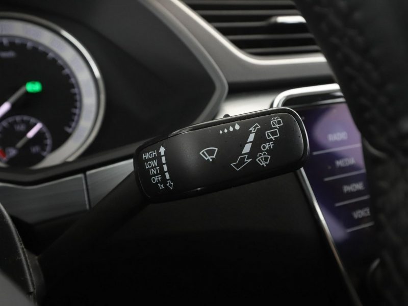Škoda Superb Plug-in Hybrid Ambition automat navi grzane fotele climatronic PDC tem III (2015-2023)