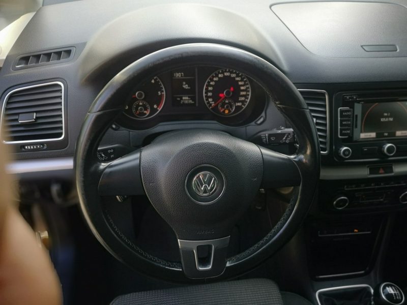 Volkswagen Sharan 2.0TDI 140KM Klimatronic Tempomat Parktonic Navi 7 osób Gwarancja II (2010-)