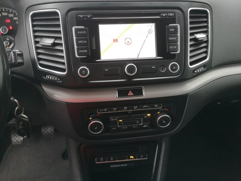 Volkswagen Sharan 2.0TDI 140KM Klimatronic Tempomat Parktonic Navi 7 osób Gwarancja II (2010-)