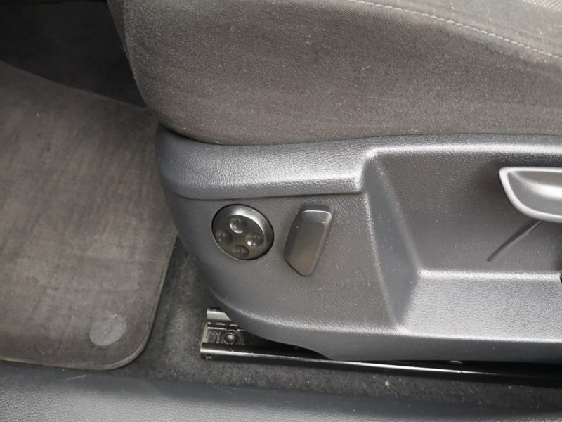 Volkswagen Sharan 2.0TDI 140KM Klimatronic Tempomat Parktonic Navi 7 osób Gwarancja II (2010-)