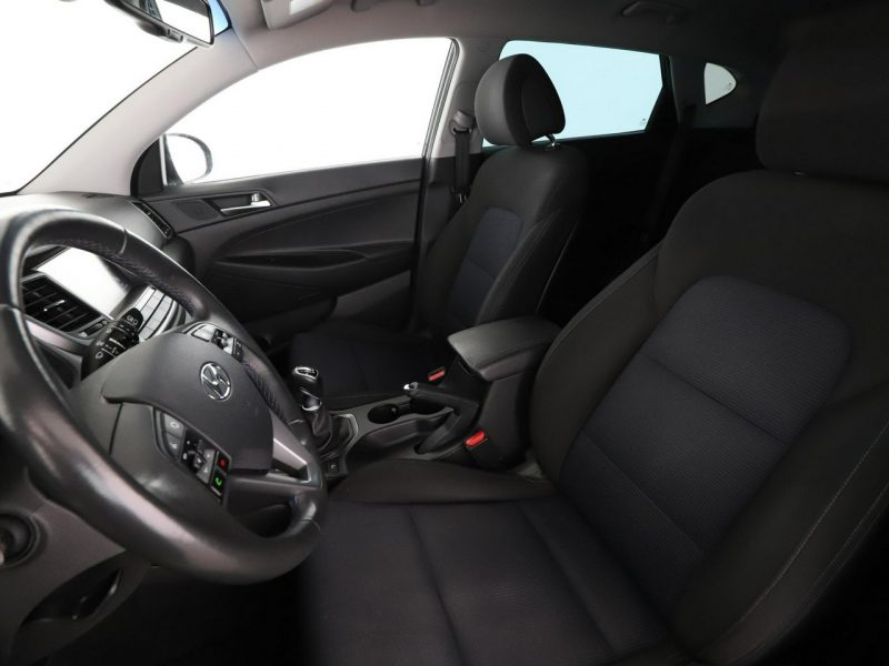 Hyundai Tucson grzane fotele navi kamera hak tempomat III (2015-2020)