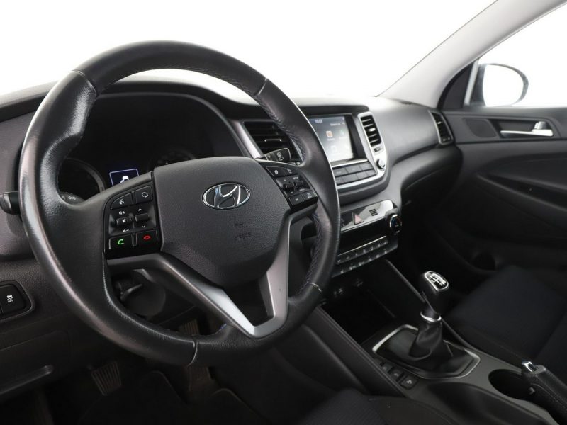 Hyundai Tucson grzane fotele navi kamera hak tempomat III (2015-2020)