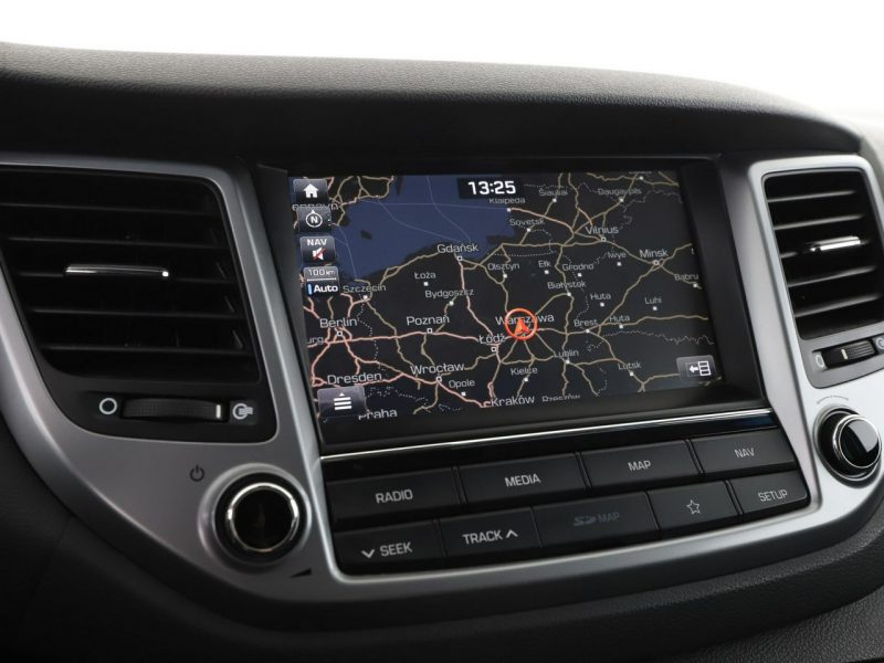 Hyundai Tucson grzane fotele navi kamera hak tempomat III (2015-2020)