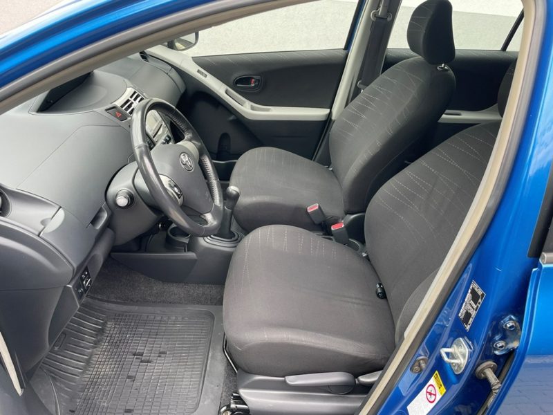 Toyota Yaris 1.0 Benzyna 69KM Klimatyzacja Elektryka Isofix Sprawadzony II (2005-2011)