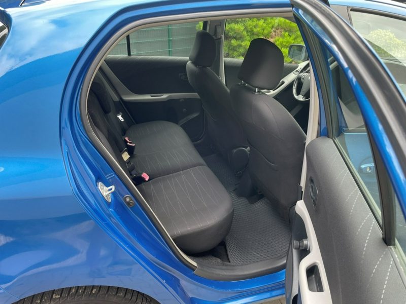 Toyota Yaris 1.0 Benzyna 69KM Klimatyzacja Elektryka Isofix Sprawadzony II (2005-2011)