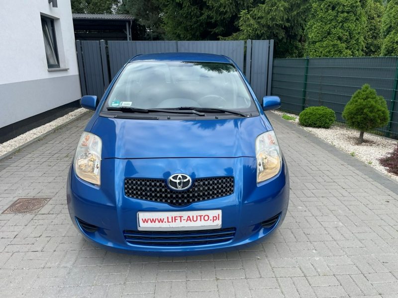 Toyota Yaris 1.0 Benzyna 69KM Klimatyzacja Elektryka Isofix Sprawadzony II (2005-2011)