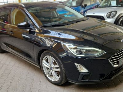 Ford Focus ZOBACZ OPIS !! W PODANEJ CENIE MOŻLIWA ROCZNA GWARANCJA !!! Mk4 (2018-)