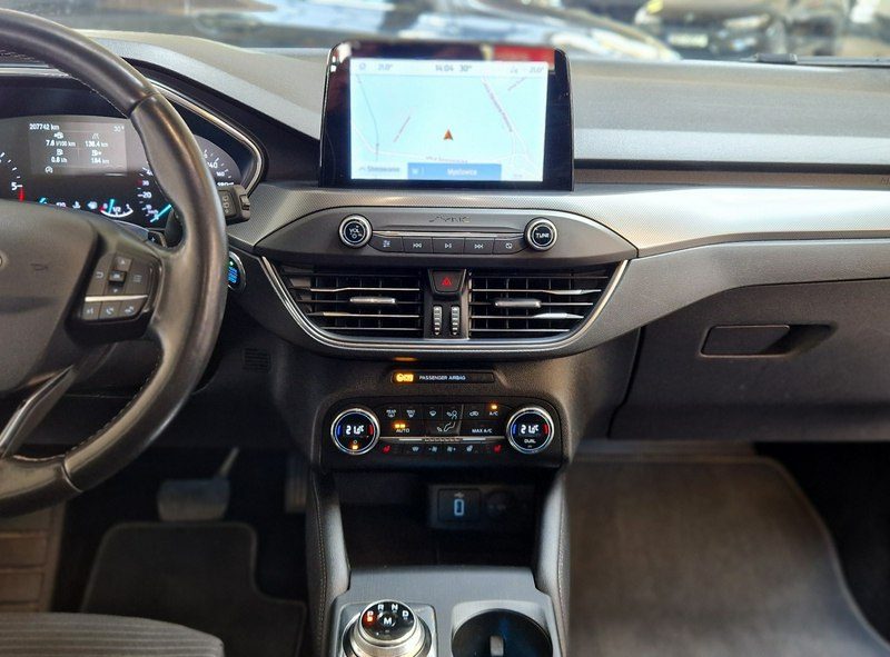 Ford Focus ZOBACZ OPIS !! W PODANEJ CENIE MOŻLIWA ROCZNA GWARANCJA !!! Mk4 (2018-)