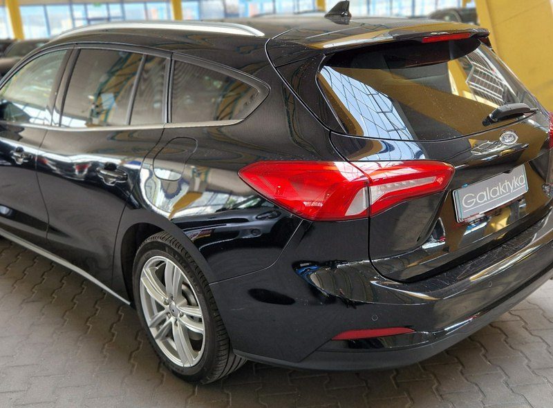 Ford Focus ZOBACZ OPIS !! W PODANEJ CENIE MOŻLIWA ROCZNA GWARANCJA !!! Mk4 (2018-)
