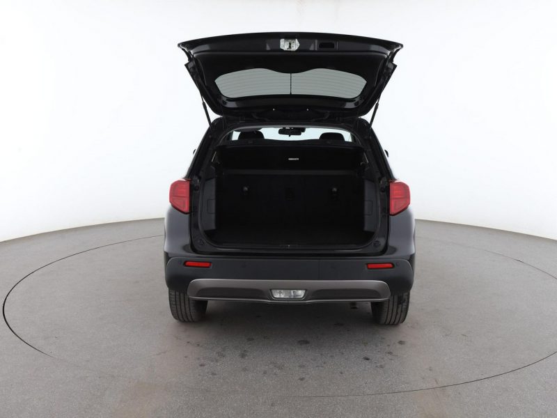 Suzuki Vitara navi klima auto grzane fotele kamera czujniki parkowania półskóra II (2015-2019)