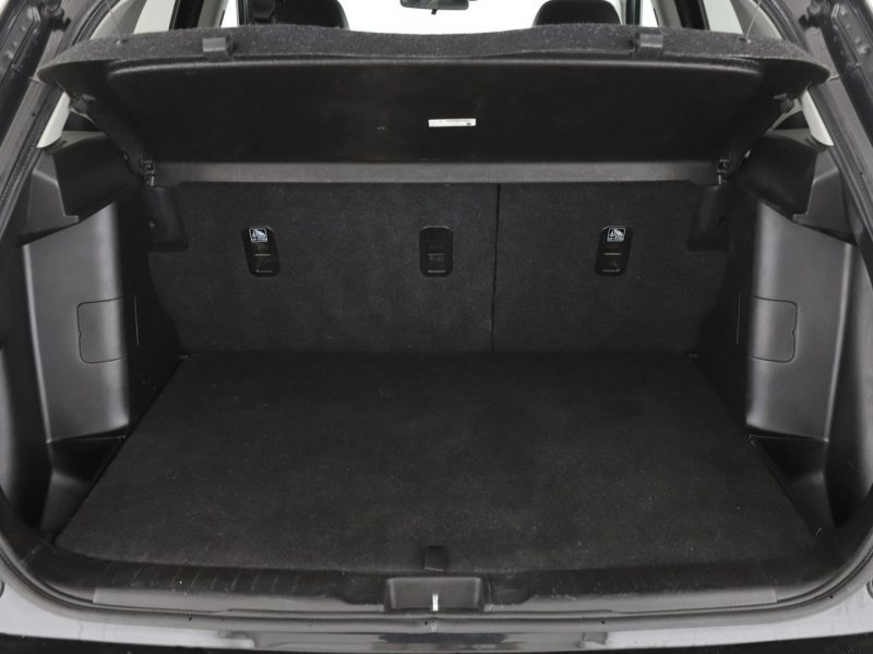 Suzuki Vitara navi klima auto grzane fotele kamera czujniki parkowania półskóra II (2015-2019)