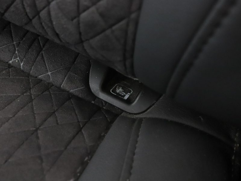 Suzuki Vitara navi klima auto grzane fotele kamera czujniki parkowania półskóra II (2015-2019)