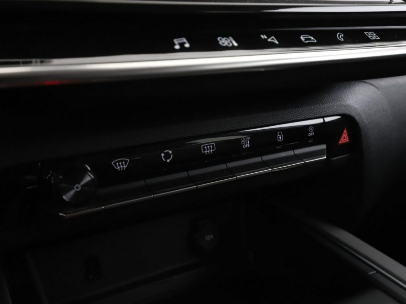 Citroen C5 Aircross 1.2T Business Plus Nawigacja Aktywny Tempomat Asystenci Kamera PDC LED