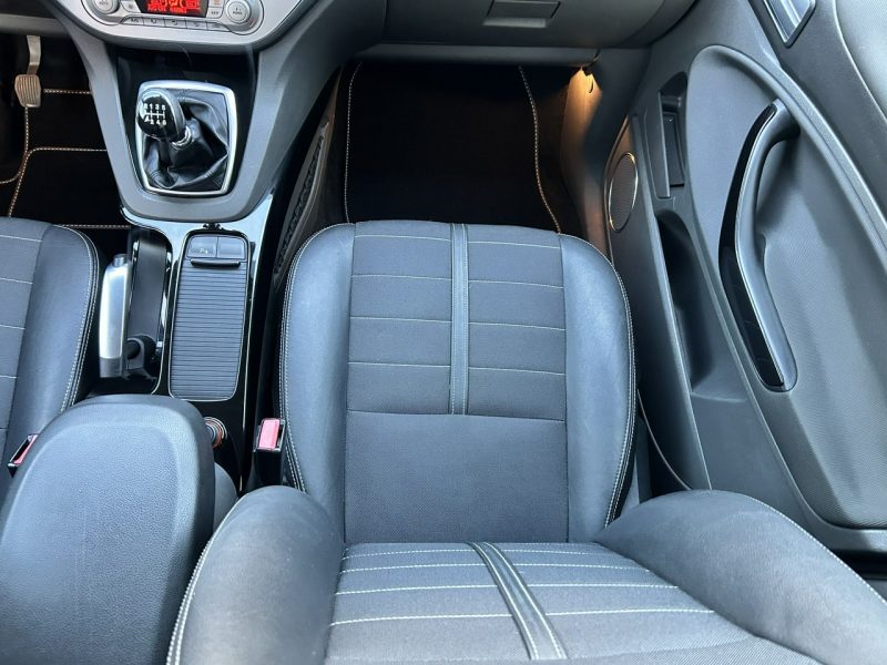 Ford Kuga Titanium I (2008-2012)
