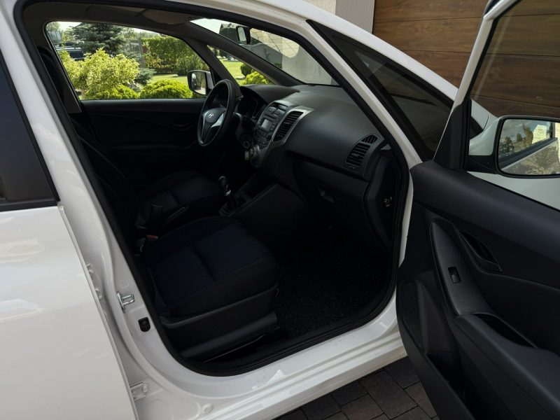 Hyundai ix20 13r. 1.4 benzyna bezwypadkowy z Niemiec