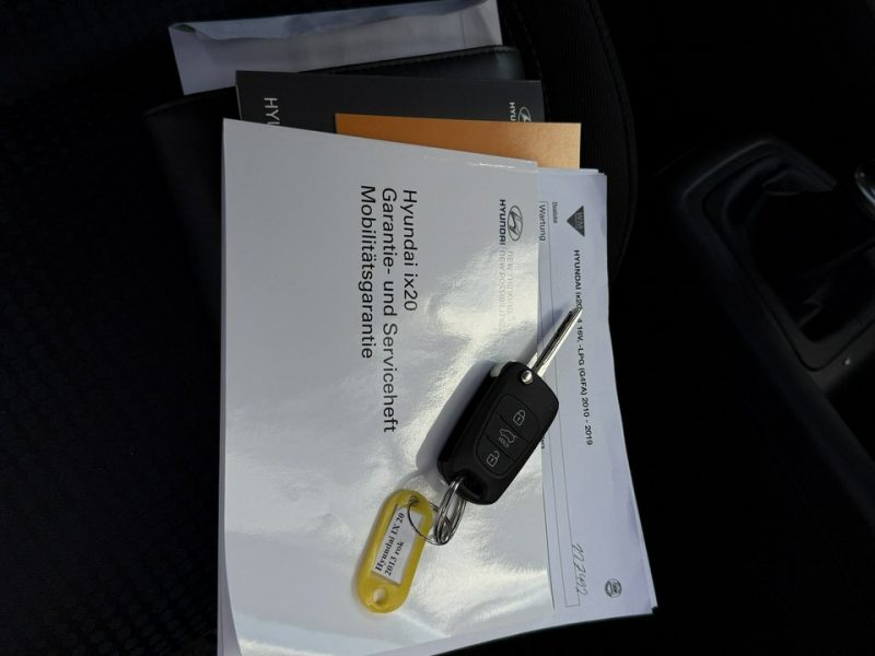 Hyundai ix20 13r. 1.4 benzyna bezwypadkowy z Niemiec
