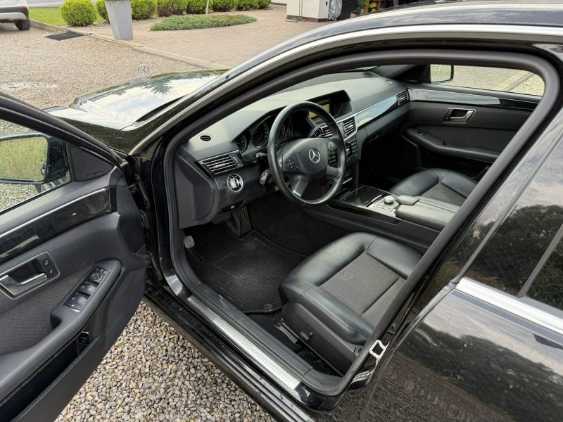 Mercedes E 300 12r. 3.0 V6 diesel z Niemiec bezwypadkowy W212 (2009-)