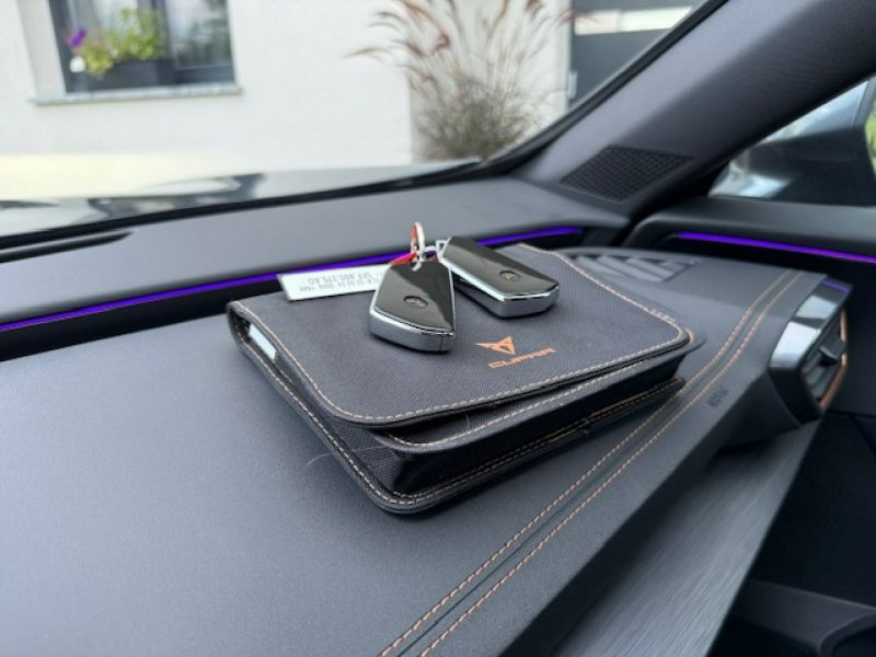 Cupra Formentor BLISY, KAMERA, NAVI SMART, OŚWIETLENIE AMBIENTE, NOWE AUTO