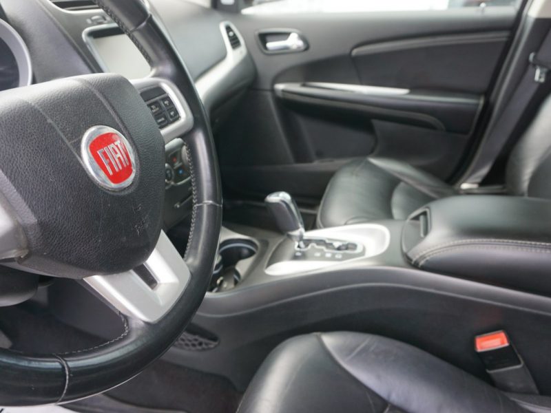 Fiat Freemont polski salon, crossover klasy wyższej. I rej. grudzień 2015 r.