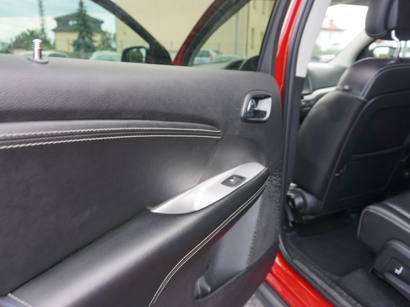 Fiat Freemont polski salon, crossover klasy wyższej. I rej. grudzień 2015 r.