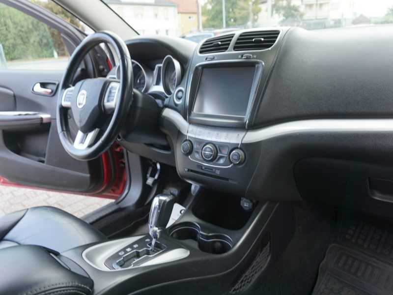 Fiat Freemont polski salon, crossover klasy wyższej. I rej. grudzień 2015 r.