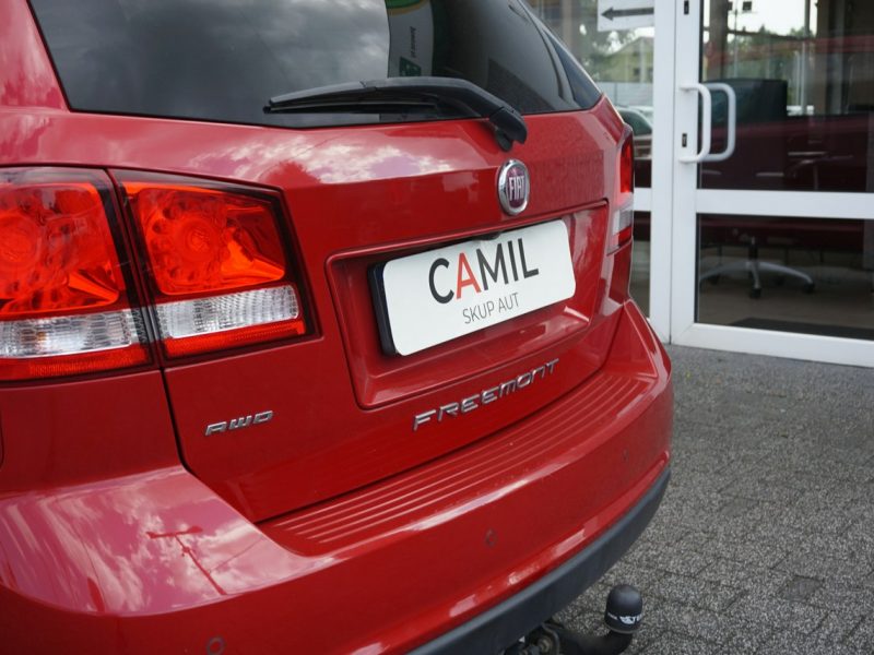 Fiat Freemont polski salon, crossover klasy wyższej. I rej. grudzień 2015 r.