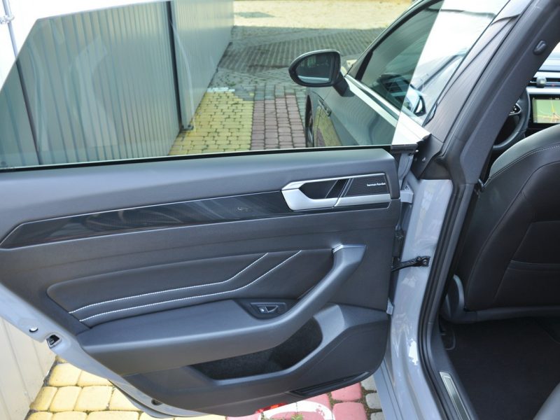 Volkswagen Arteon 2.0TSI 190KM DSG R-Line Kamery360 El.Klapa AppConnect SalonPL Gwar.