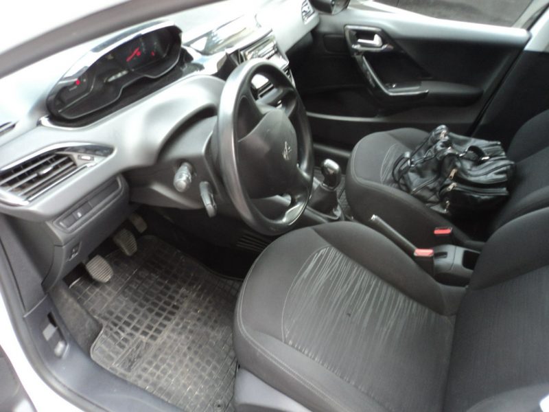 Peugeot 208 sprzedam peugeota 208 1.4 HDI I (2012-2019)