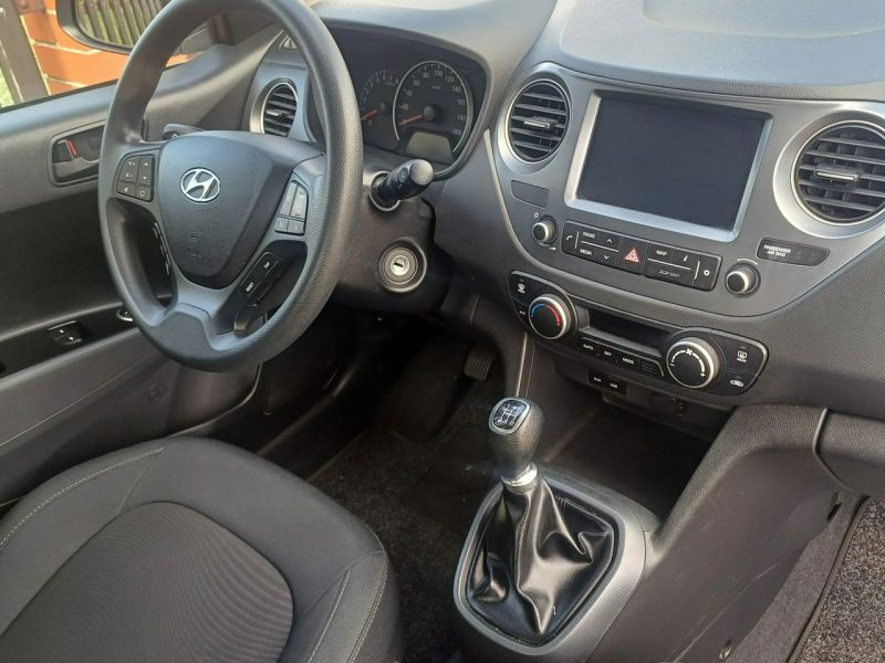 Hyundai i10 1.0 Benzyna 67KM Nawigacja Klimatronic II (2013-)