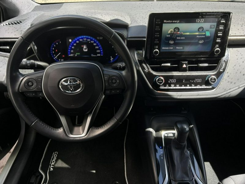 Toyota Corolla 1.8 Hybrid COMFORT TECH, salon Polska, gwarancja, FV23% Seria E16 (2012-)