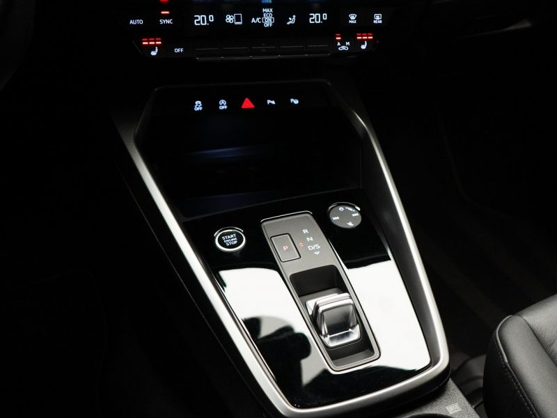 Audi A3 35TFSI 150 KM Stronic Smartphone interface Kamera Tempomat Ambiente 8Y