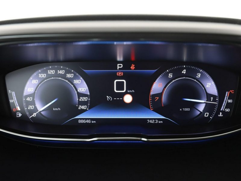 Peugeot 3008 II (2016-)