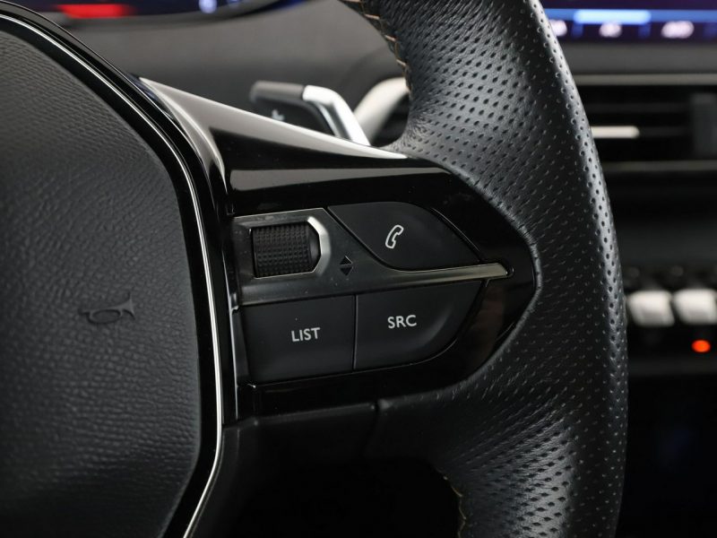 Peugeot 3008 II (2016-)