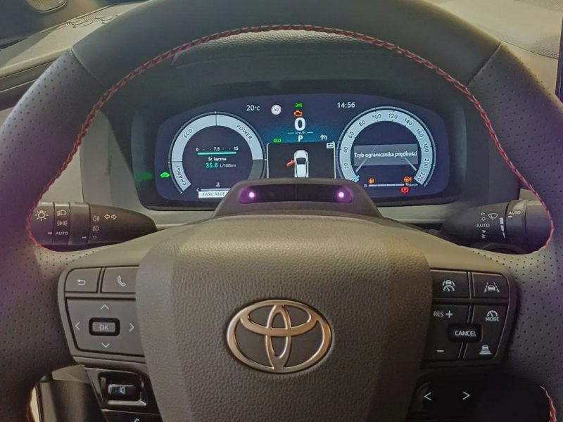 Toyota C-HR Nowa 140KM Hybryda Dostępna od ręki ! Wersja Style Niska Cena! 1509zł