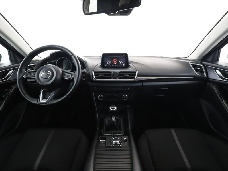 Mazda 3 klima auto tempomat kamera cofania czujniki grzane fotele nav blth III (2013-)
