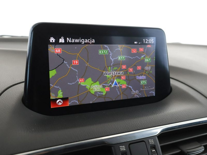 Mazda 3 klima auto tempomat kamera cofania czujniki grzane fotele nav blth III (2013-)