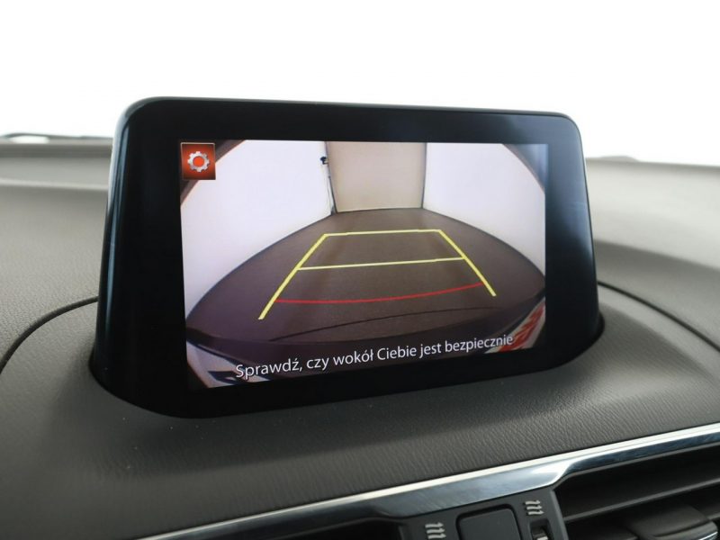 Mazda 3 klima auto tempomat kamera cofania czujniki grzane fotele nav blth III (2013-)