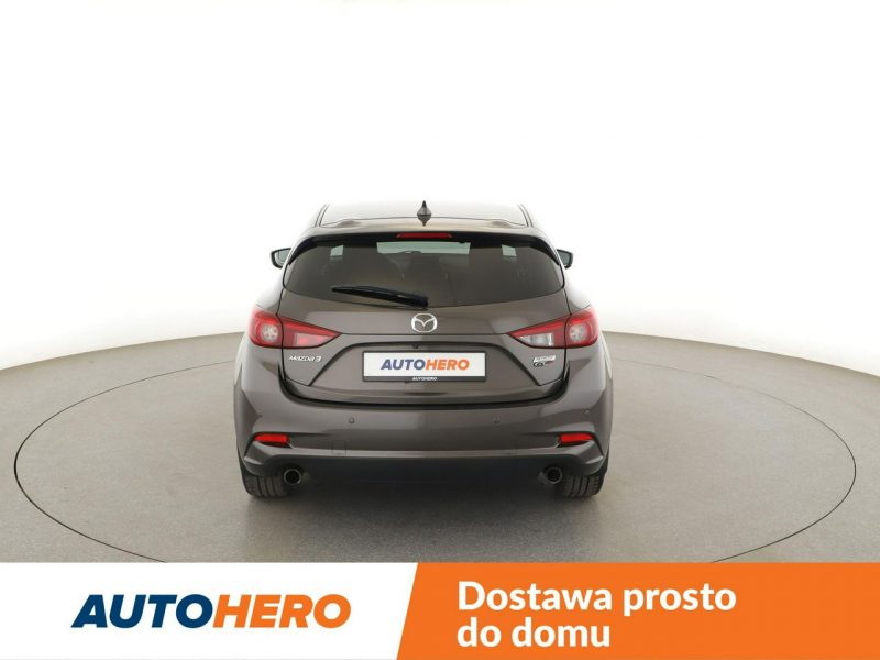 Mazda 3 klima auto tempomat kamera cofania czujniki grzane fotele nav blth III (2013-)