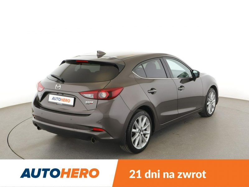 Mazda 3 klima auto tempomat kamera cofania czujniki grzane fotele nav blth III (2013-)
