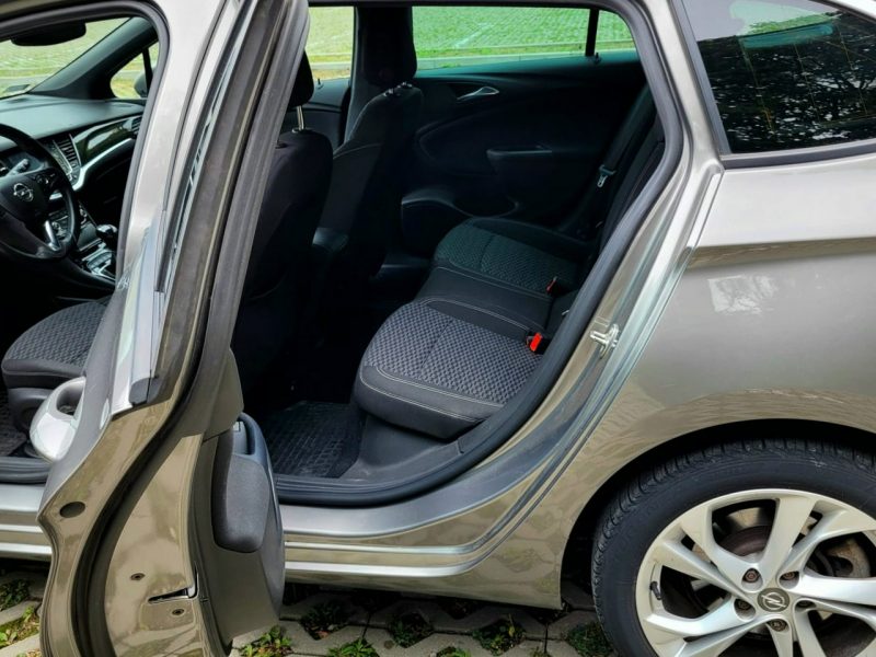 Opel Astra Telefon: 887_887_665 Lokalizacja: Brzeziny Tworzyjanki K (2015-2021)