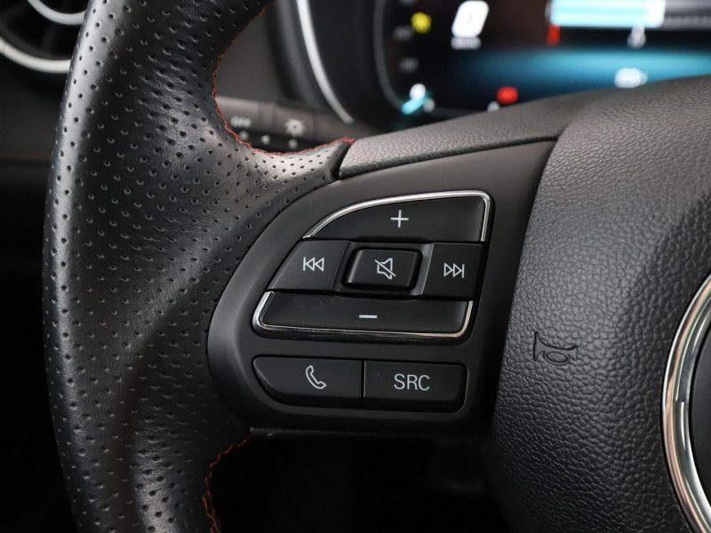 MG HS Luxury automat skóra navi kamera360 panorama grzane fotele ACC