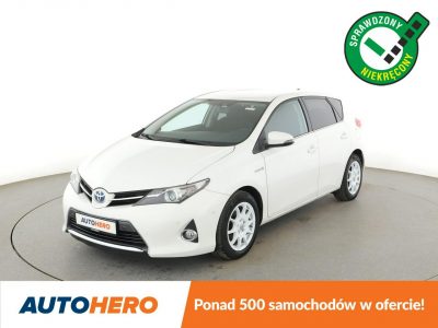 Toyota Auris HEV klima auto kamera i czujniki parkowania grzane fotele II (2012-)