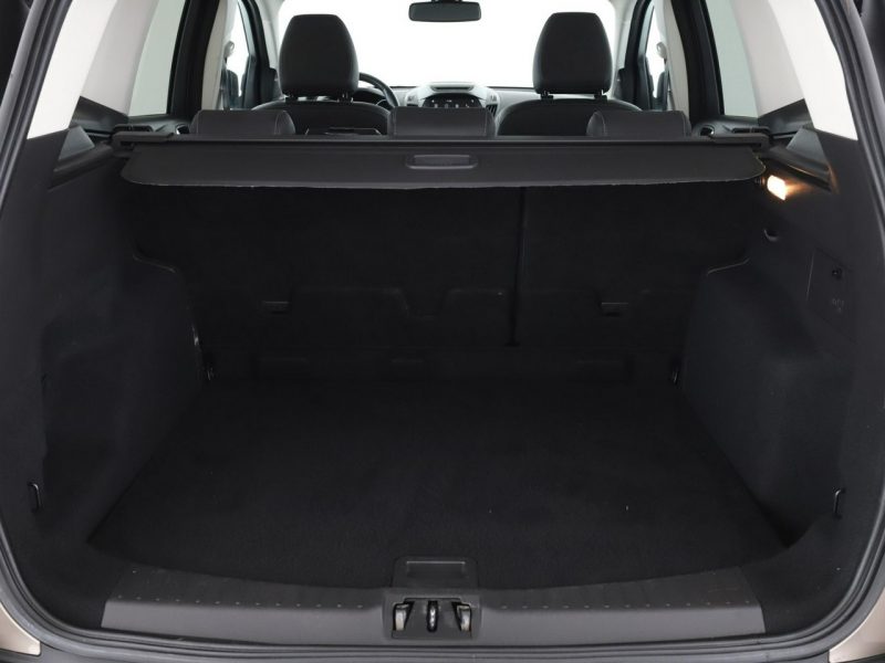 Ford Kuga 4x4, Kamera Xenon, Navi, Podg.fotele, Aut.klima II (2012-)