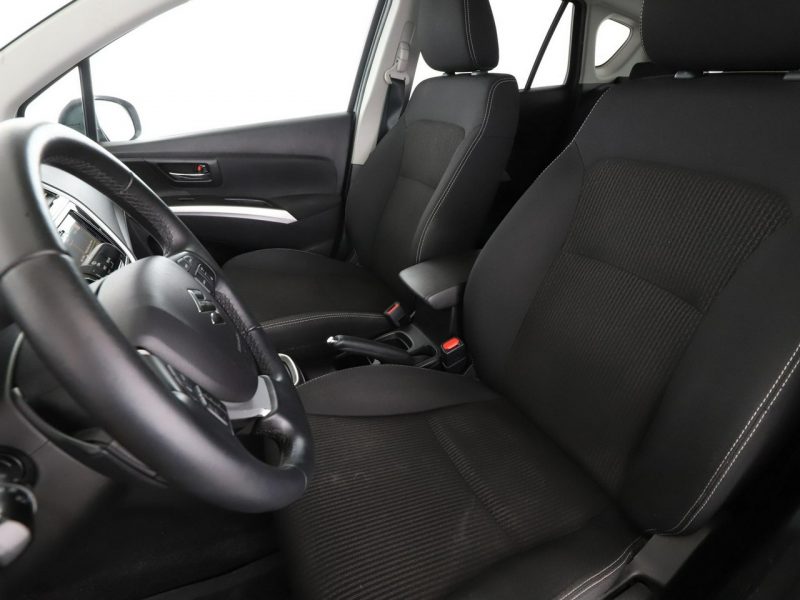 Suzuki SX4 S-Cross automat navi klima auto kamera cofania grzane fotele