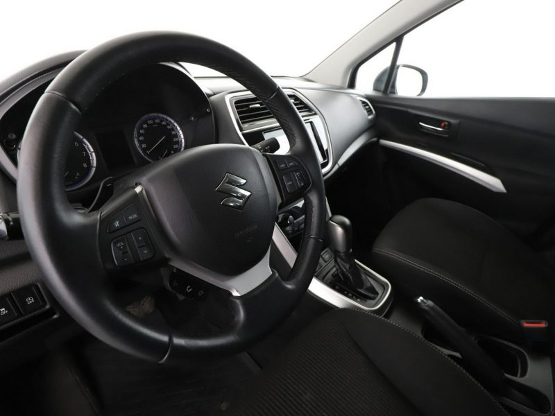 Suzuki SX4 S-Cross automat navi klima auto kamera cofania grzane fotele