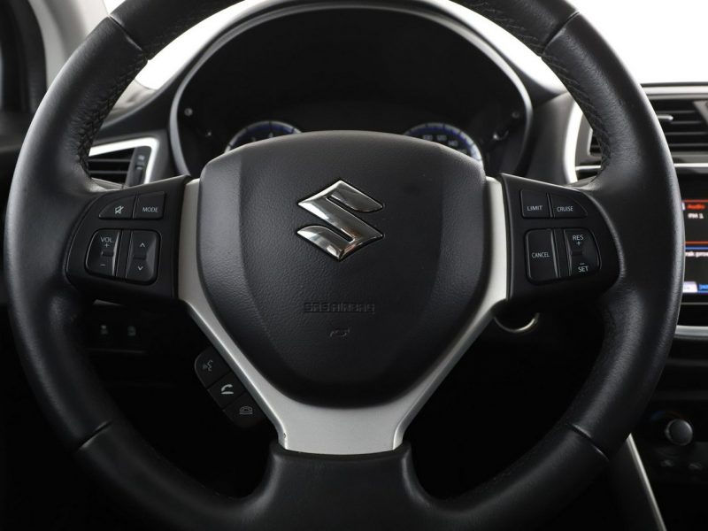 Suzuki SX4 S-Cross automat navi klima auto kamera cofania grzane fotele