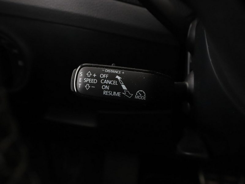 Škoda Superb automat 4x4 acantara bi-xenon PDC ACC grzane fotele navi bluetooth III (2015-2023)