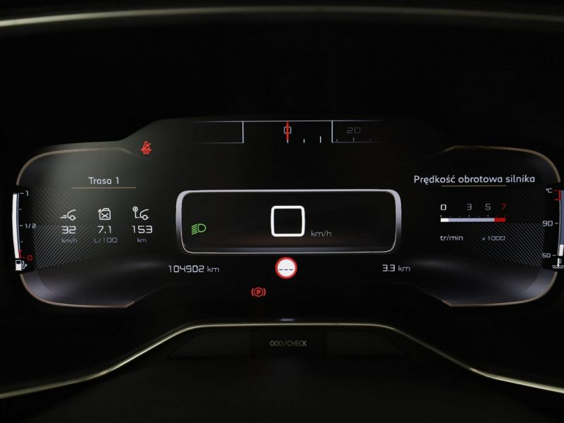 Citroen C5 Aircross 1.5 Blue-HDi FEEL Klimatronik Tempomat Nawigacja Indukcja Kamera LED
