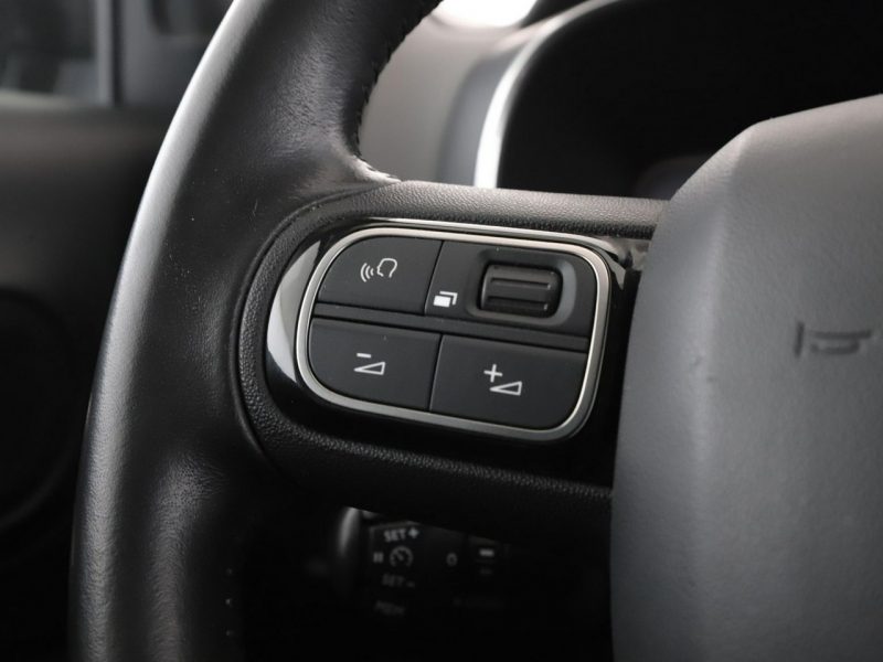Citroen C5 Aircross 1.5 Blue-HDi FEEL Klimatronik Tempomat Nawigacja Indukcja Kamera LED